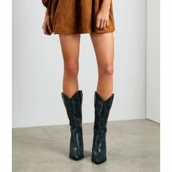 Brand new π₯° Chelsea & Violet Fexx Leather Block Heel Western π₯Ύ Boots Green Onyx π 16 Brand new π₯° Chelsea & Violet Fexx Leather Block Heel Western π₯Ύ Boots Green Onyx π -Chelsea & Violet Sales unnamed file 347